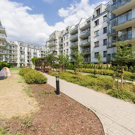 Czarnieckiego With Balcony By Renters