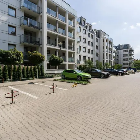 Czarnieckiego With Balcony By Renters Posen