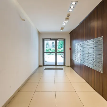 Czarnieckiego With Balcony By Renters Apartment Poznan